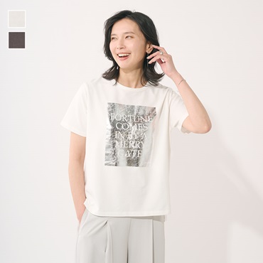 ロゴプリントTシャツ